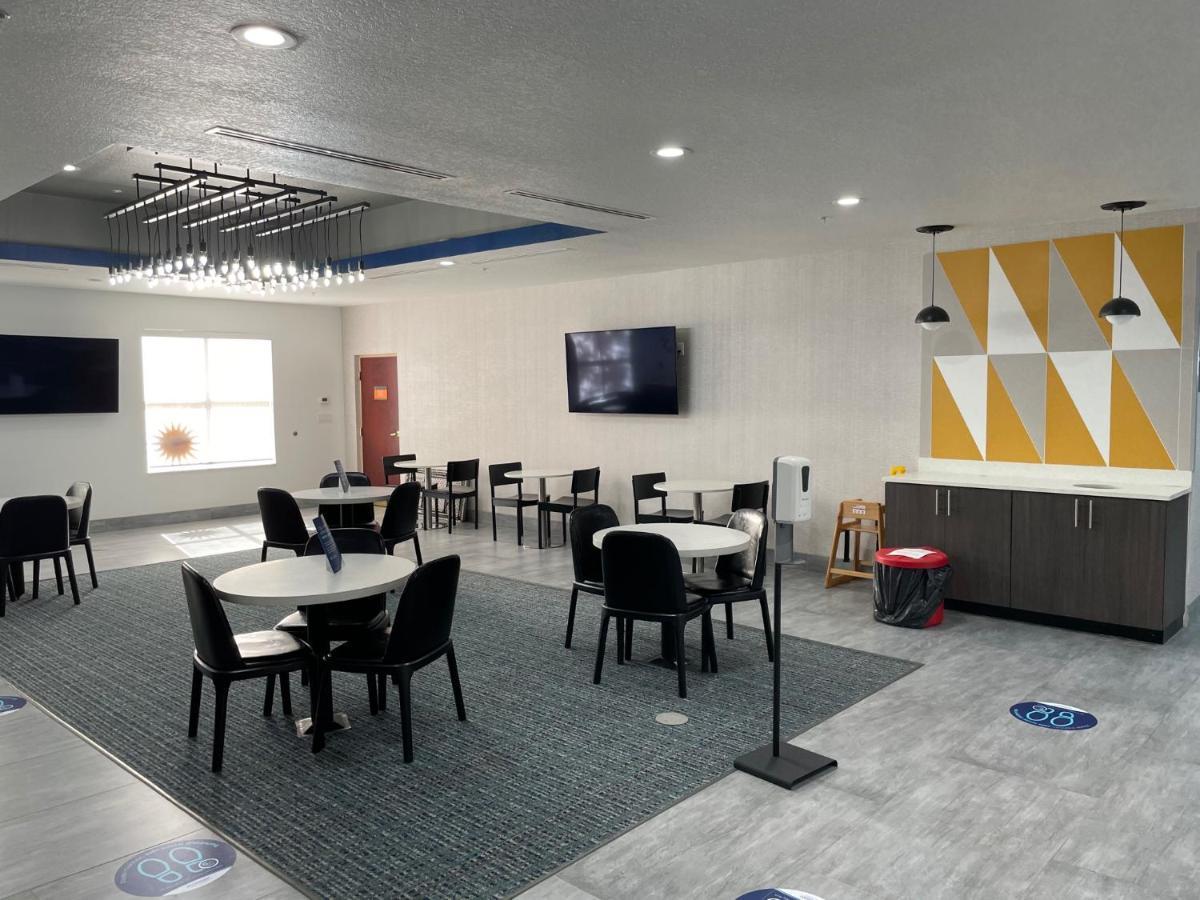 La Quinta By Wyndham Tampa Central Exteriér fotografie