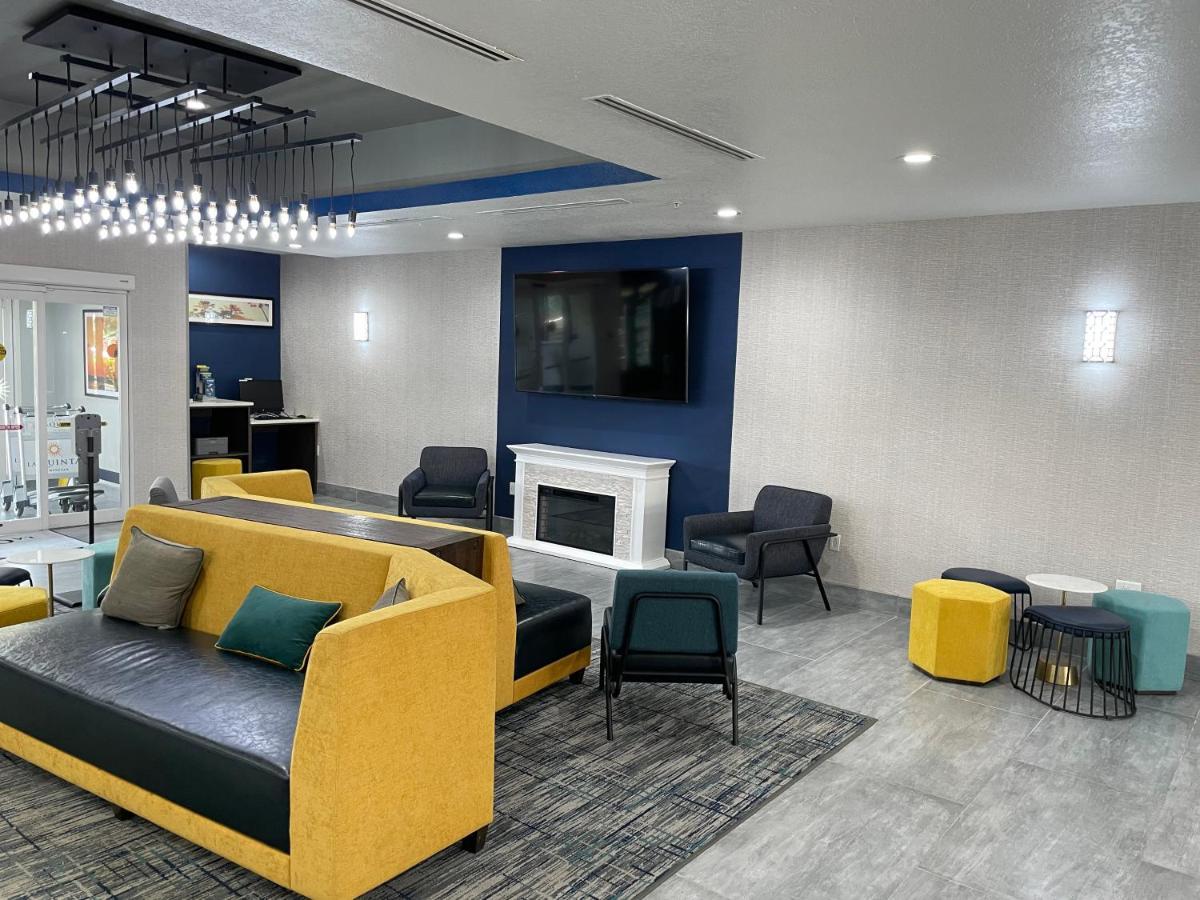La Quinta By Wyndham Tampa Central Exteriér fotografie